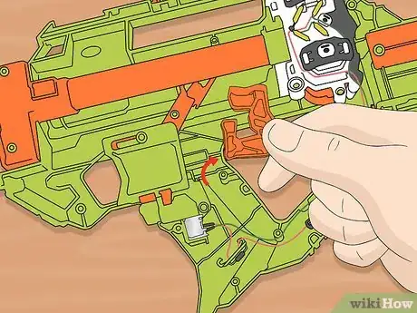 Imagen titulada Modify a Nerf Gun Step 15