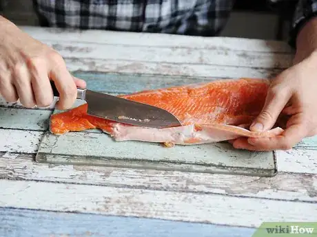 Imagen titulada Prepare Salmon for Sushi Step 15