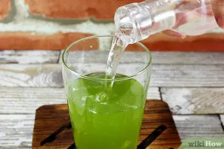 Imagen titulada Make a Midori Sour Step 4