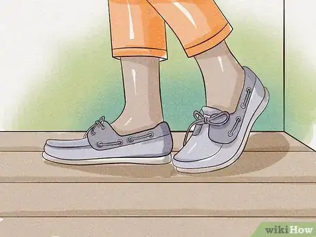 Imagen titulada Wear Boat Shoes Step 11