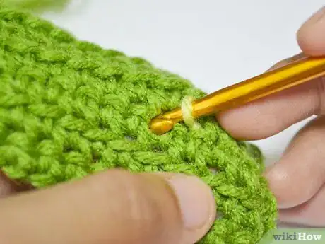 Imagen titulada Surface Crochet Step 4