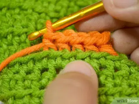 Imagen titulada Surface Crochet Step 15