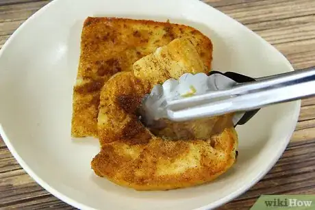 Imagen titulada Make French Toast Without Milk Step 6