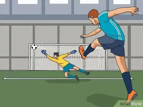 Imagen titulada Play Indoor Soccer Step 1