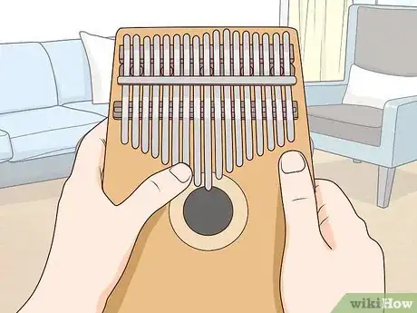 Imagen titulada Play the Kalimba Step 8