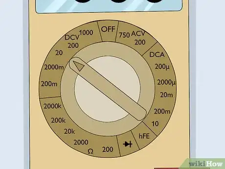 Imagen titulada Test Voltage with a Multimeter Step 5