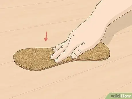 Imagen titulada Build Shoe Insoles Step 16