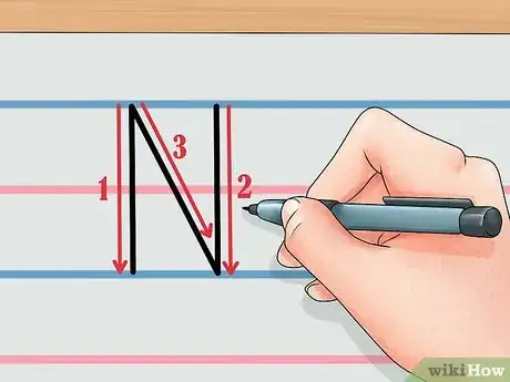 Imagen titulada Make Letters of the English Alphabet Step 15