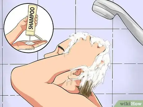 Imagen titulada Use Clarifying Shampoo Step 7