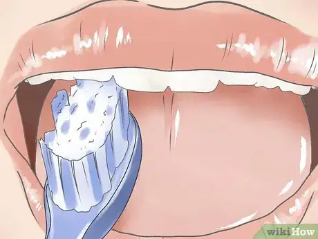 Imagen titulada Bite Your Lip Seductively Step 1