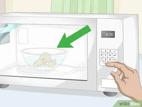 Imagen titulada Get Rid of Microwave Smells Step 10