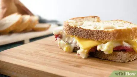 Imagen titulada Make a Grilled Cheese Sandwich Step 24