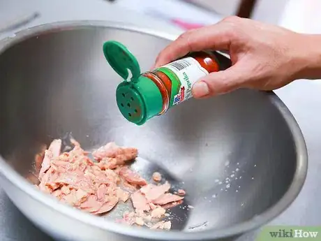 Imagen titulada Make a Tuna Egg Omelet Step 10