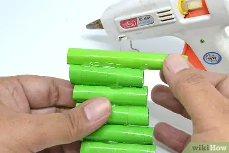 Imagen titulada Make a Paper Gun That Shoots Step 7
