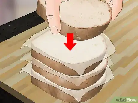 Imagen titulada Prevent Mold Growth on Bread Step 2