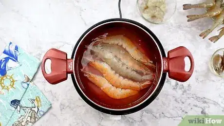 Imagen titulada Cook Shrimp Without Them Shrinking Step 7