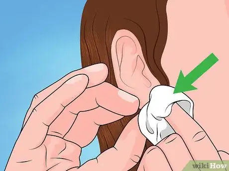 Imagen titulada Reopen a Partially Closed Ear Piercing Hole Step 1