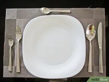 Imagen titulada Use Cutlery Step 6