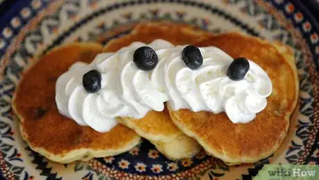 Imagen titulada Make Blueberry Pancakes Intro