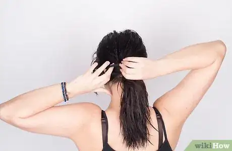 Imagen titulada Style Wet Hair Step 28