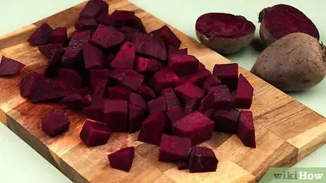 Imagen titulada Dye Fabric with Beets Step 1