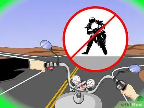 Imagen titulada Turn Right on a Motorcycle Step 7Bullet1