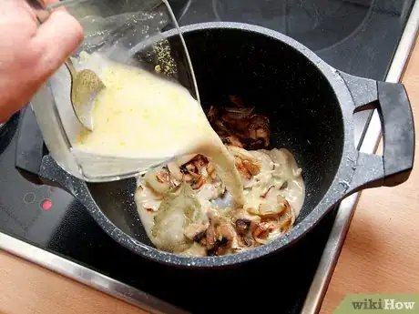 Imagen titulada Make Mushroom Soup Step 7