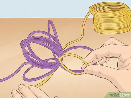 Imagen titulada Untangle a Slinky Step 14