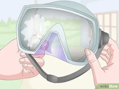 Imagen titulada Keep Goggles from Fogging Up Step 9