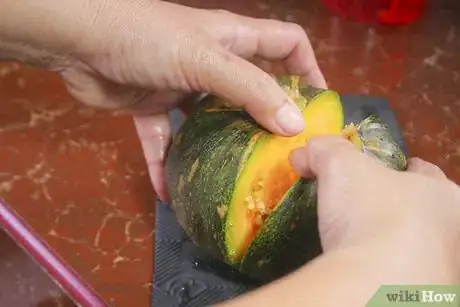 Imagen titulada Roast Acorn Squash Step 3