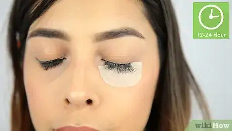 Imagen titulada Apply Eyelash Extensions Step 15