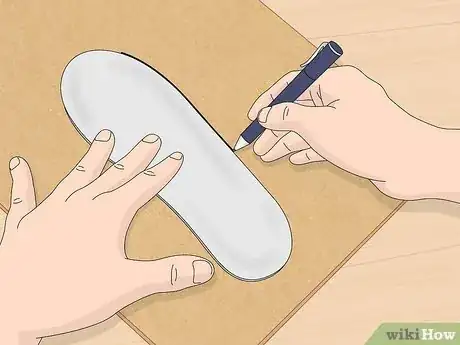 Imagen titulada Build Shoe Insoles Step 3