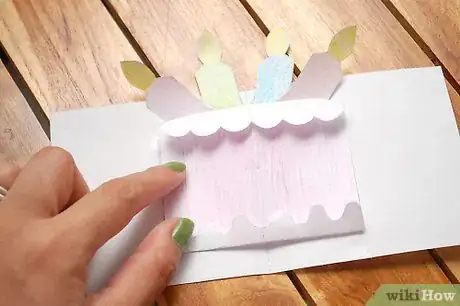 Imagen titulada Make a Birthday Cake Pop up Card (Robert Sabuda Method) Step 27