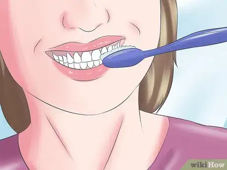 Imagen titulada Smile when You Think You Have Bad Teeth Step 6