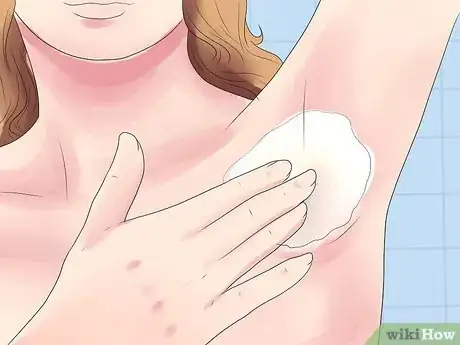 Imagen titulada Shave Your Armpits Step 2