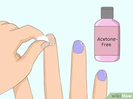 Imagen titulada Stop Your Nails from Peeling Step 1