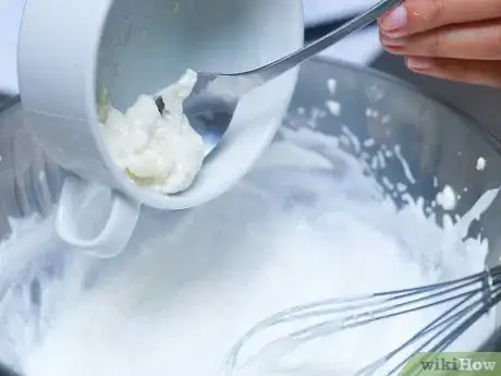 Imagen titulada Stabilize Whipped Cream Step 8