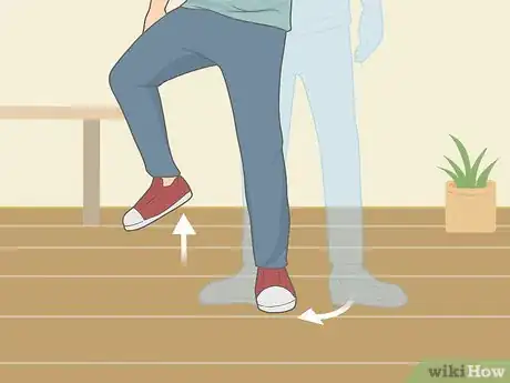 Imagen titulada Shuffle (Dance Move) Step 2