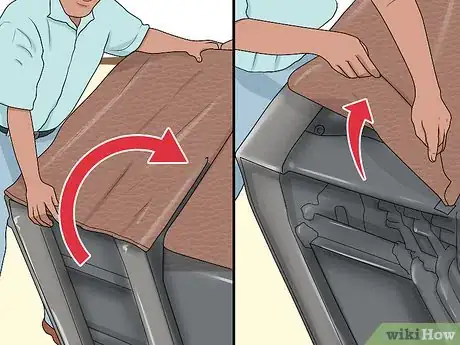 Imagen titulada Dismantle a Recliner Sofa Step 1