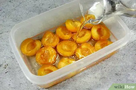 Imagen titulada Freeze Apricots Step 10