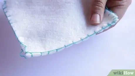 Imagen titulada Sew Blanket Stitch Step 1