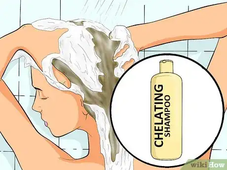Imagen titulada Use Clarifying Shampoo Step 2