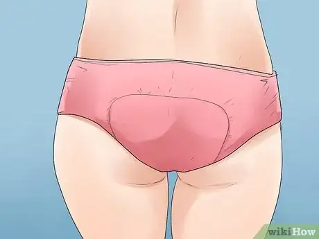 Imagen titulada Prevent Pads from Leaking While on Your Period Step 5