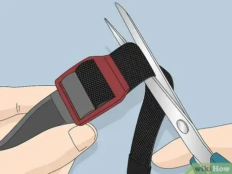 Imagen titulada Shorten Backpack Straps Step 6