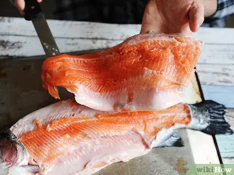 Imagen titulada Prepare Salmon for Sushi Step 11