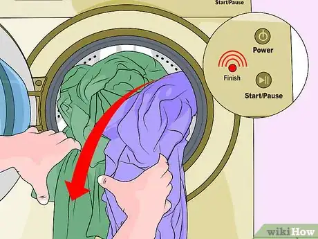 Imagen titulada Get Rid of Mold Smell in Front Loader Washing Machine Step 8