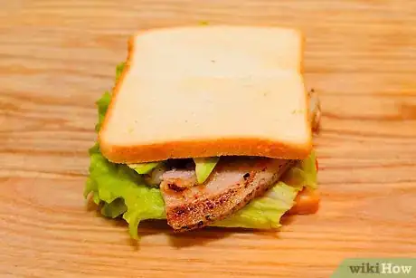 Imagen titulada Make a BLT Sandwich Step 11