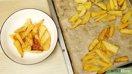 Imagen titulada Keep Roast Potatoes Crispy After Cooking Step 1