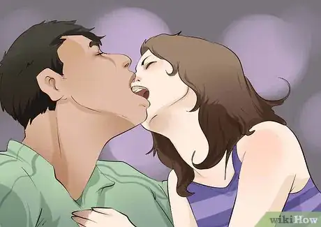 Imagen titulada Ask Your Boyfriend to French Kiss Step 7