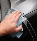 eliminar manchas de huevo de la pintura del carro